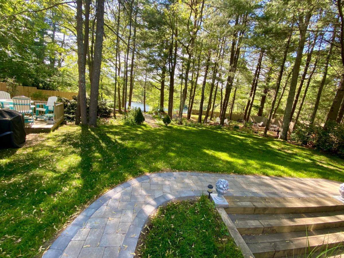 Clear Pond Suite Plymouth Exterior photo