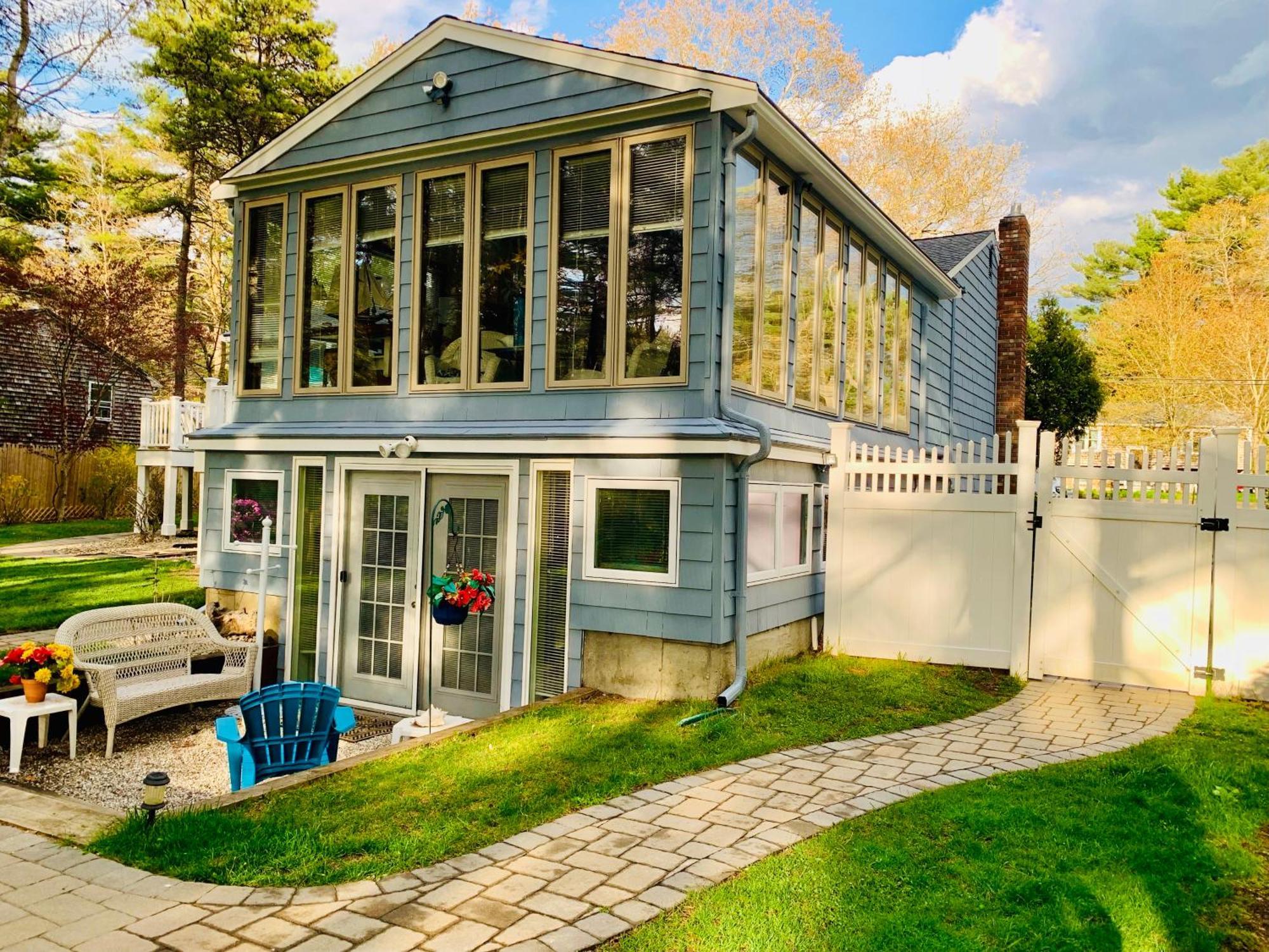 Clear Pond Suite Plymouth Exterior photo