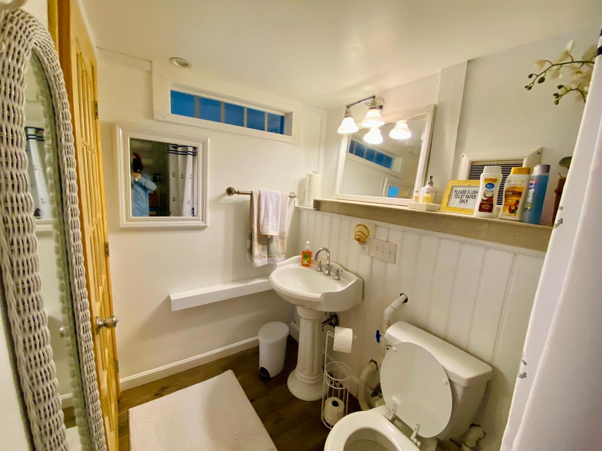 Clear Pond Suite Plymouth Exterior photo
