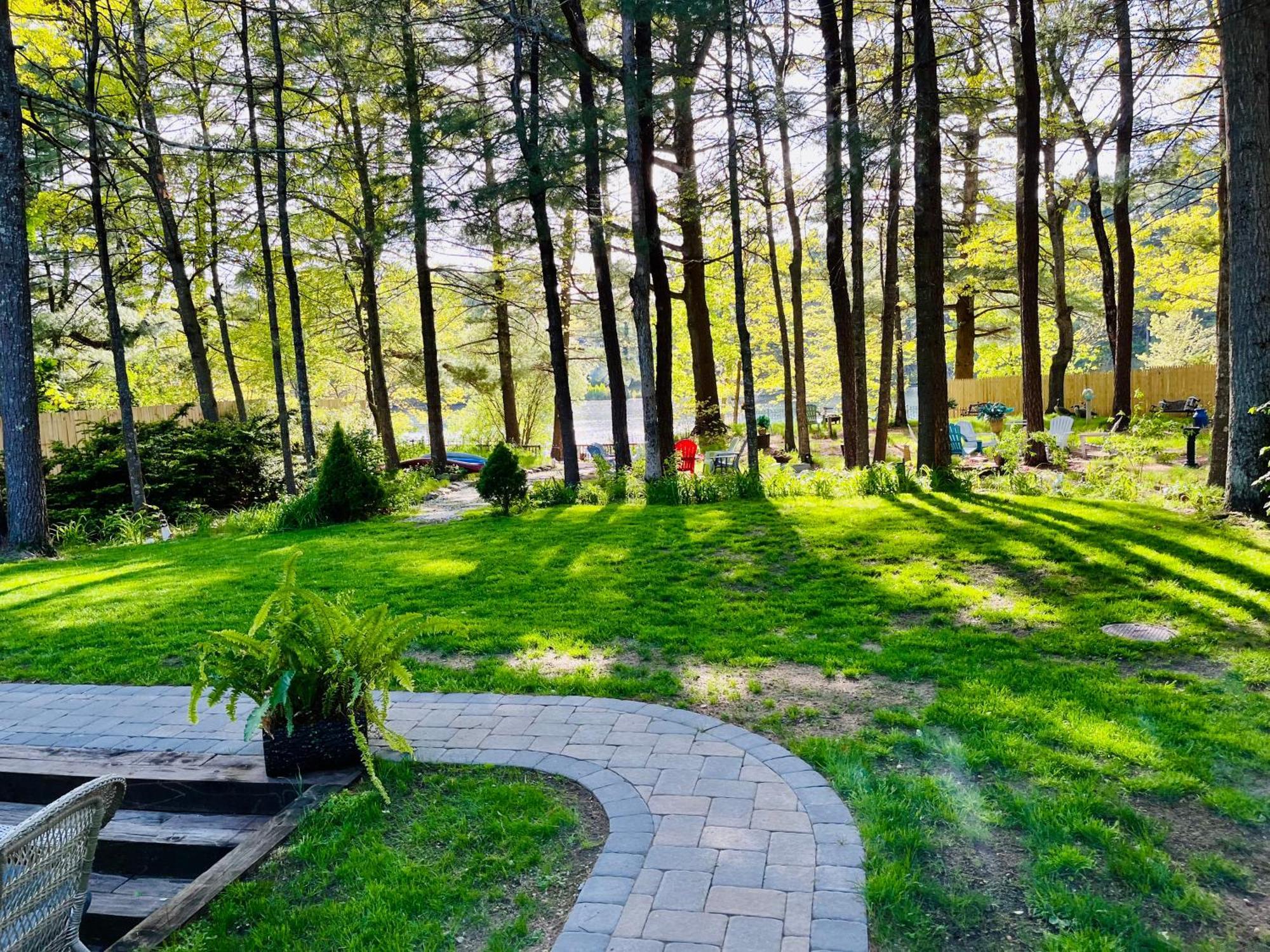 Clear Pond Suite Plymouth Exterior photo