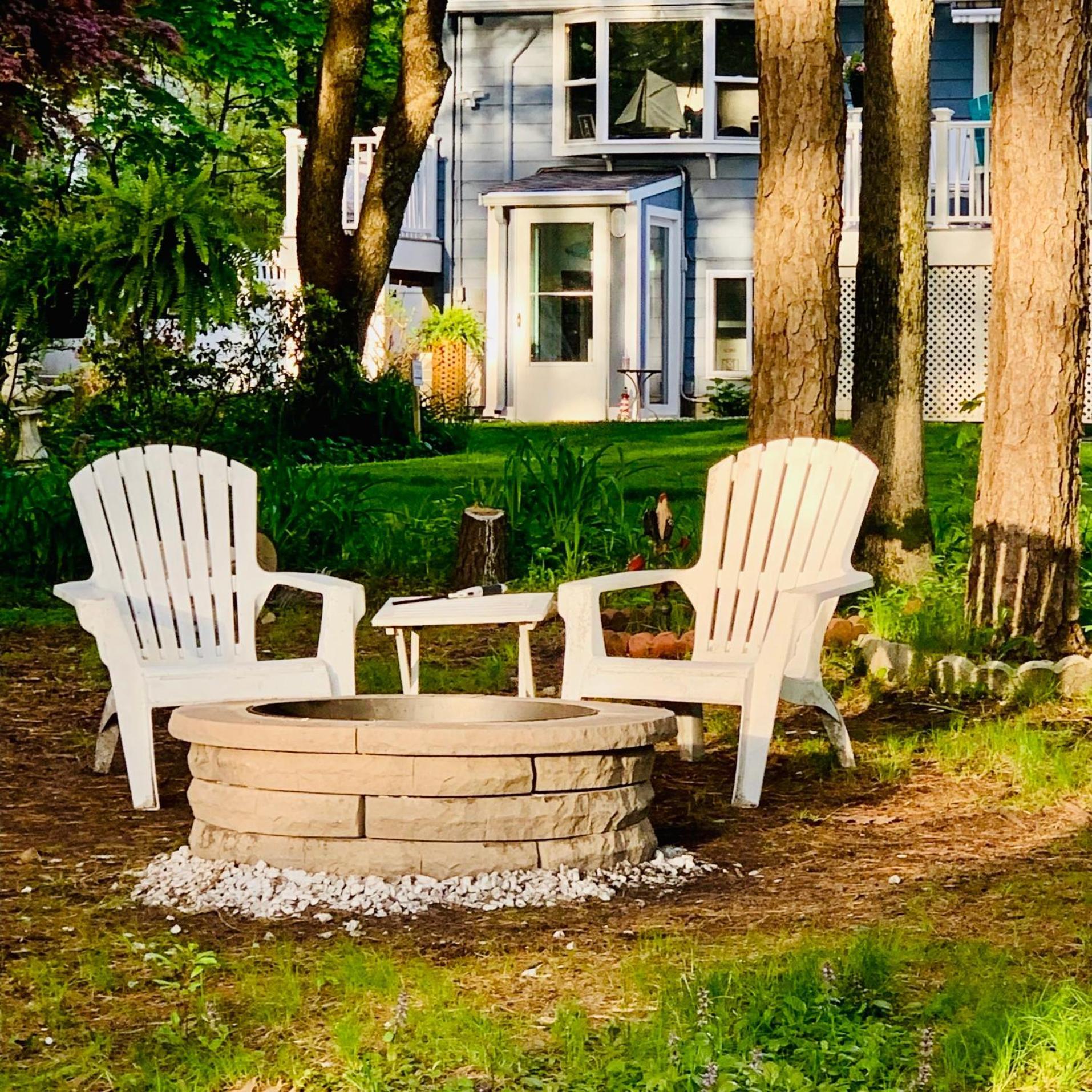 Clear Pond Suite Plymouth Exterior photo